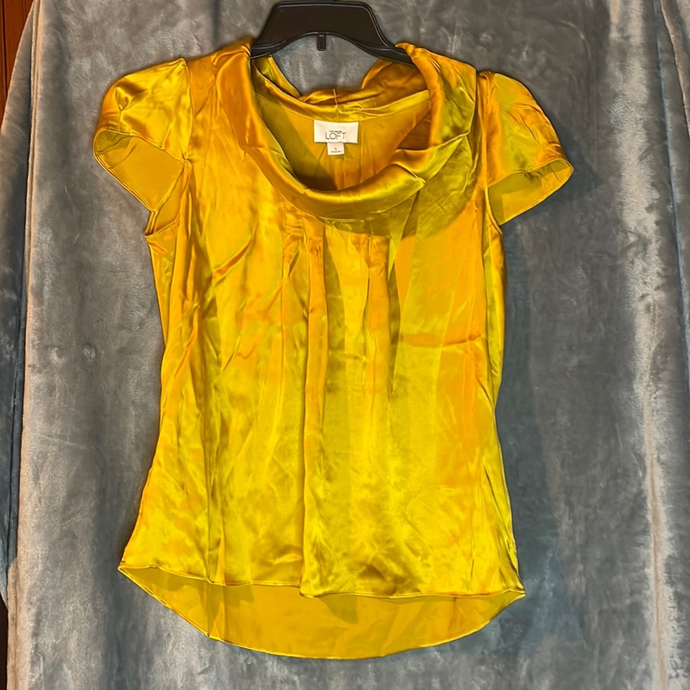 LOFT blouse